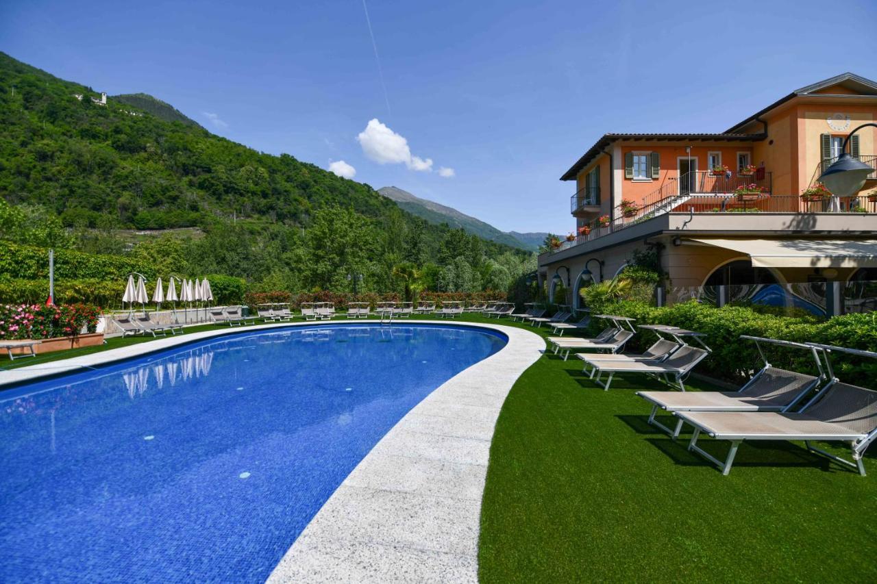 Aquazzurra Resort & Aparthotel Канобио Екстериор снимка